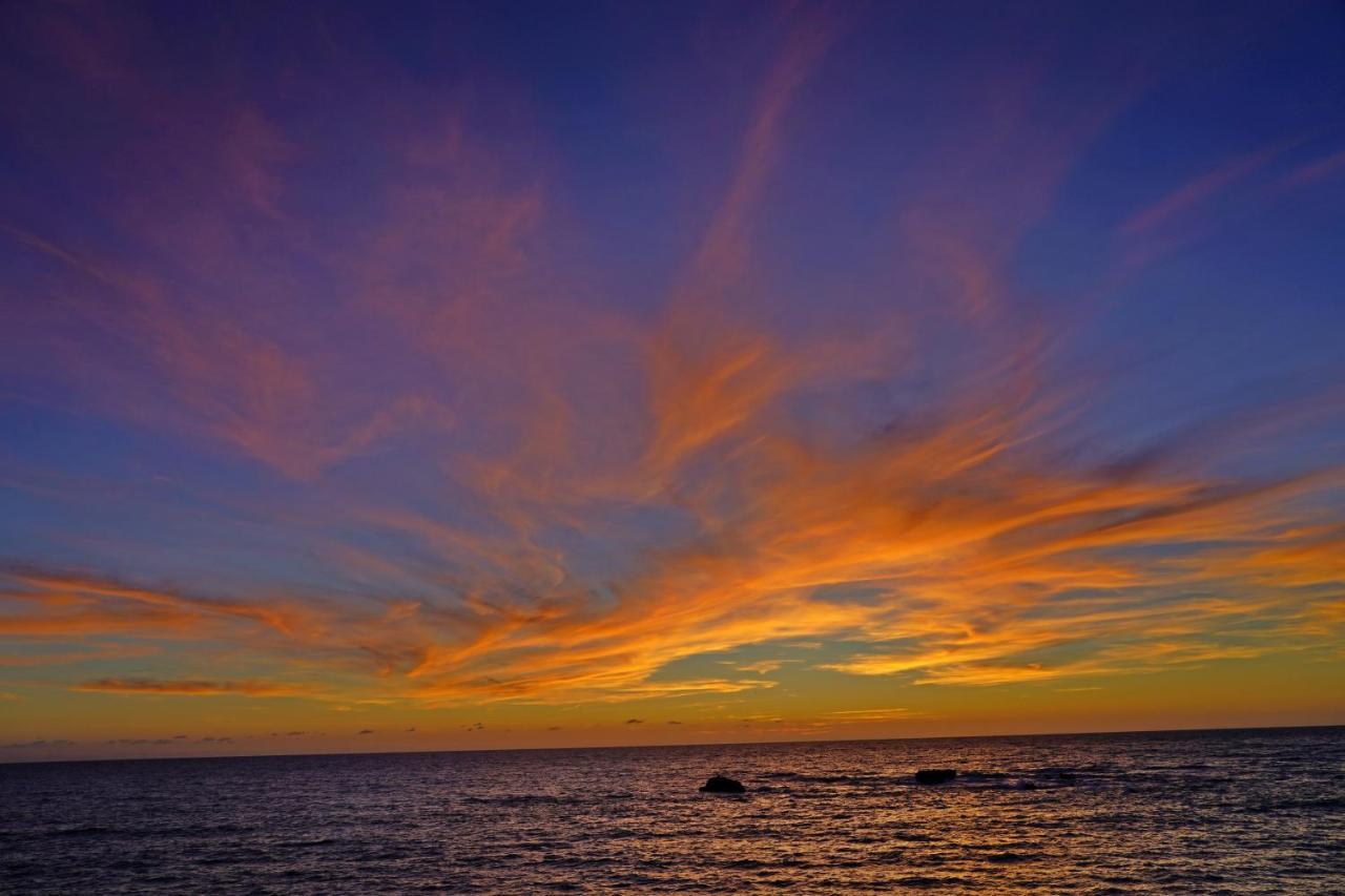 Stefanias Prasoudi Beach Ágios Matthaíos Esterno foto